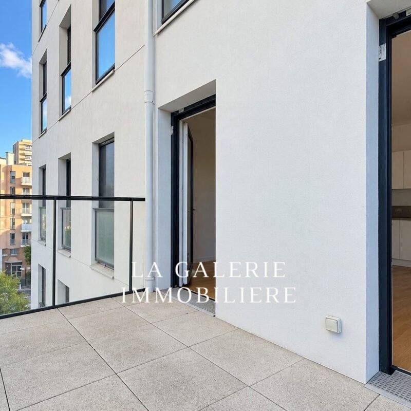 Location meublée – 3 pièces 62,49m², balcon + parking à Puteaux (92800)