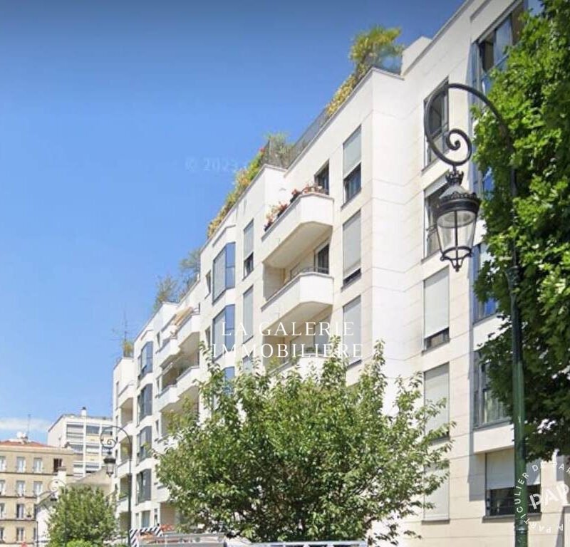PUTEAUX – 4 PIÈCES 91 M² – 3 CHAMBRES – DOUBLE BOX – T2 À 8 MIN – ÉCOLE À 100 M à Puteaux (92800)